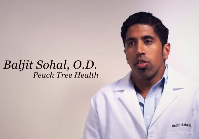 an image of Dr. Baljit speaking about eye disease in Yuba-Sutter